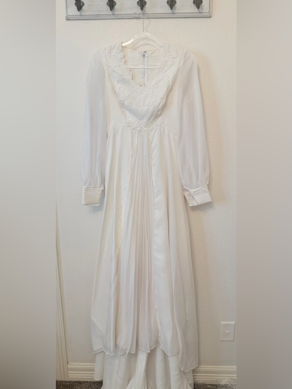 Vintage 1970s Wedding Dress - Prairie Boho Long Sleeved Bridal Gown with Bustle - Picture 4 of 14